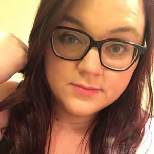 Meet your Posher, Kenzie